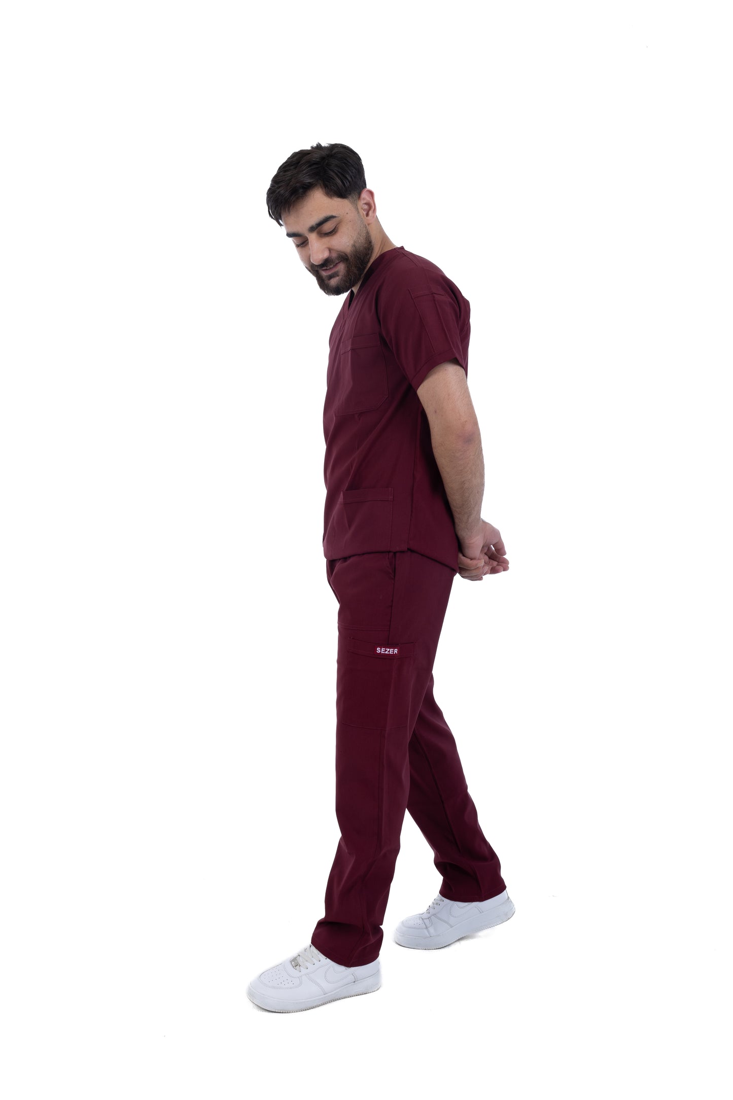 Sezar Scrub Men's - Maroon | نبيتي – قطن ليكرا الجديد